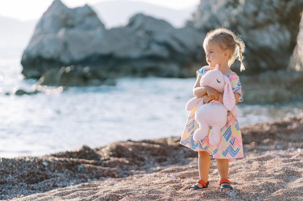 Quelle taille de peluche pour un bébé de 3 ans ?